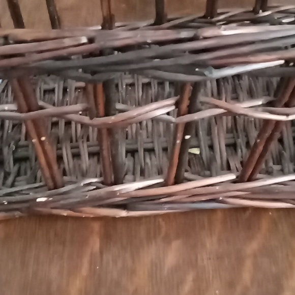 Vintage Wicker Rectangle Basket, size 10.5 x 7 x 6 inches. - Picture 2 of 4